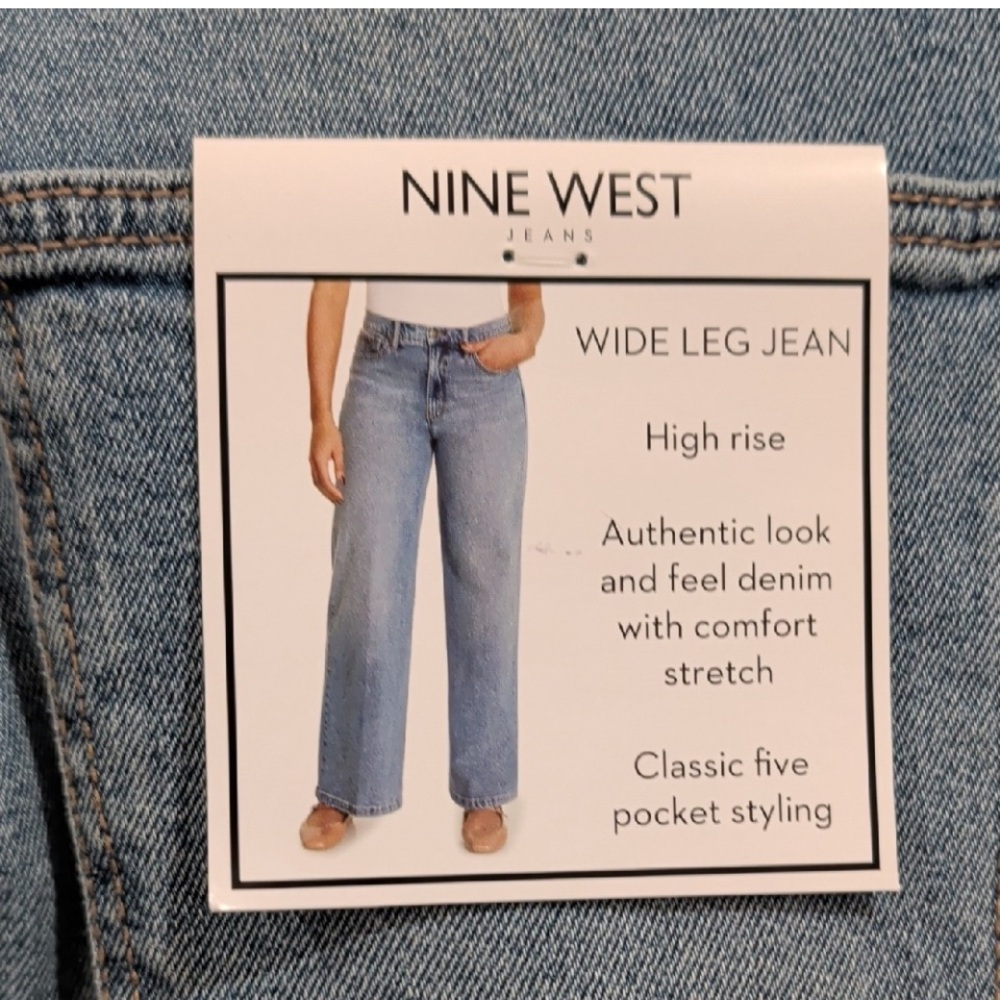 Nine West Women's Wide Leg Jean Light Wash Size 14